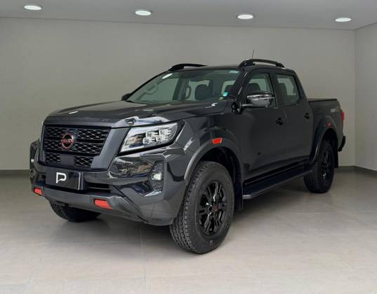 NISSAN FRONTIER 2.3 16V TURBO DIESEL PRO4X CD 4X4 AUTOMÁTICO